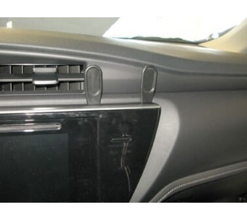 Proclip Toyota Auris 16-19 Center mount  high