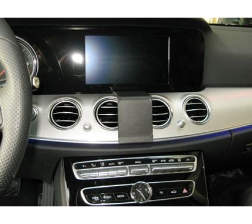 Proclip Mercedes Benz E-Class 2017 center - heavy duty