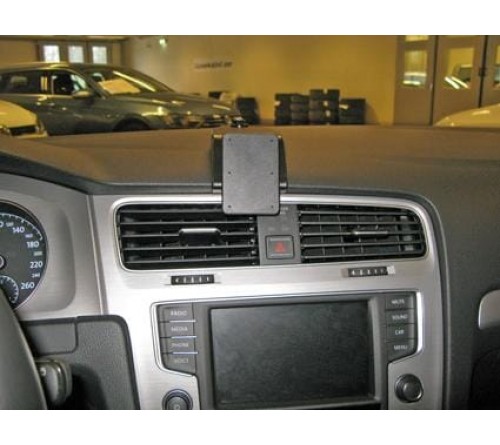 Proclip Volkswagen Golf VII 13-20 Center - heavy duty