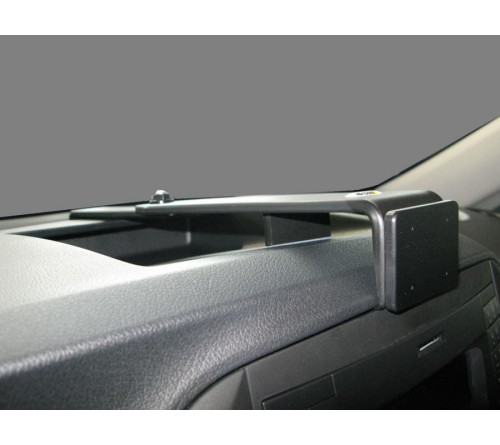 Proclip Mercedes Benz Vito 15-23 center - heavy duty