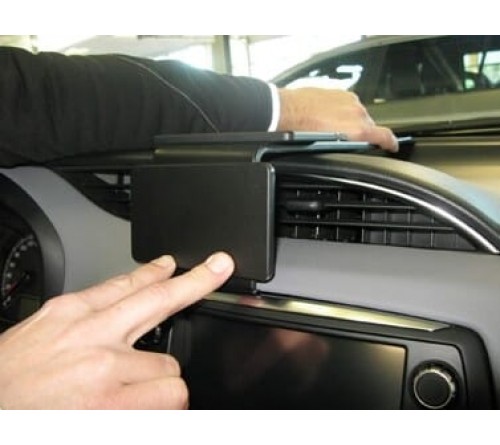 Proclip Toyota Yaris 2015-2020 center - extra sterk