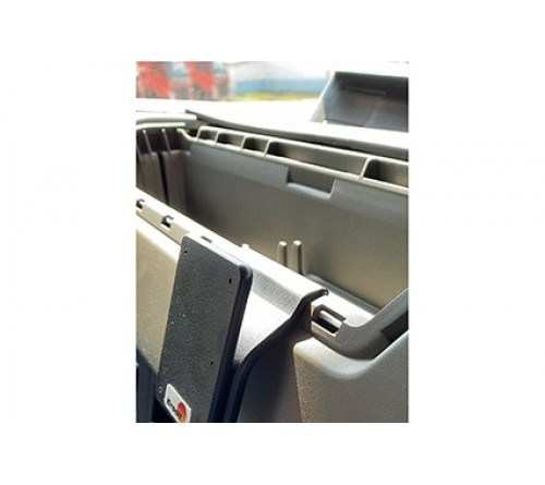 Proclip Volvo FM series 21-Center-Heavy Duty-NOT with screen