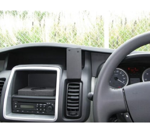 Proclip Nissan Primastar/Opel Vivaro/Renault Trafic 11- RHD