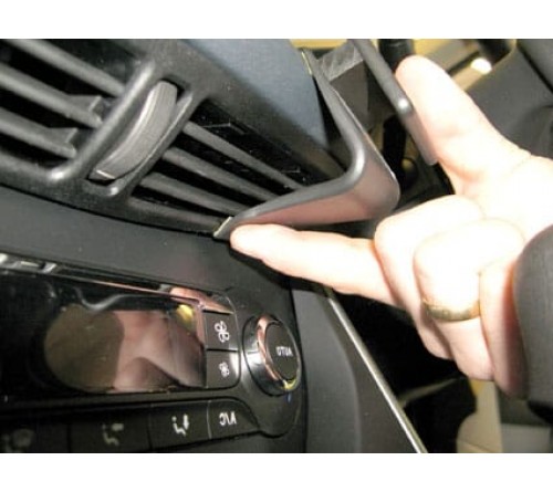 Proclip Ford C-Max/ Grand C-Max 11-18 Center mount RHD