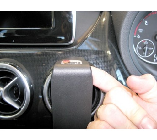 Proclip Mercedes Benz B-Class 12-18 Center RHD