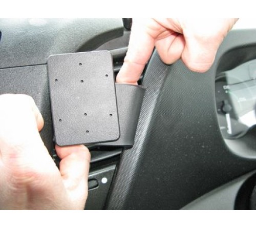 Proclip Iveco Daily 15- Center RHD