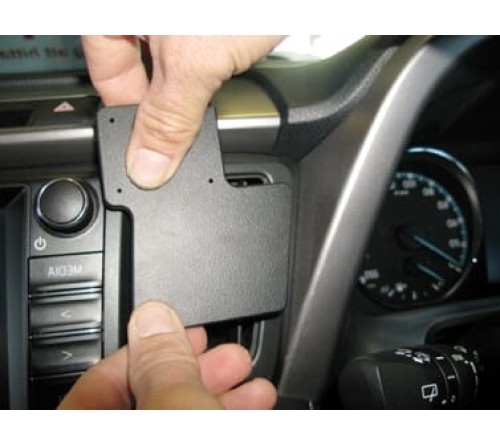Proclip Toyota RAV 4 13-18 Center mount RHD