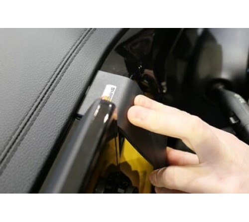 Proclip Kia Ceed 19- ONLY for 8.2+10.2"display- Center RHD