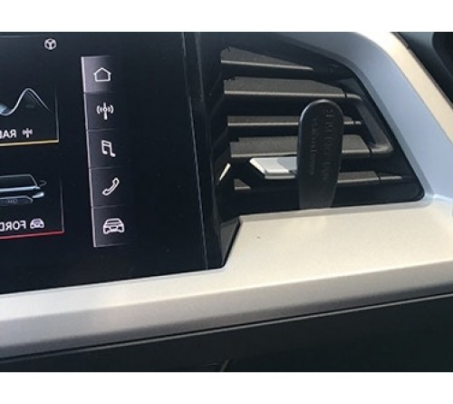 Proclip Audi Q4 21- Center mount RHD.