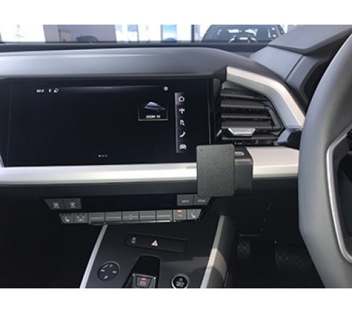 Proclip Audi Q4 21- Center mount RHD.