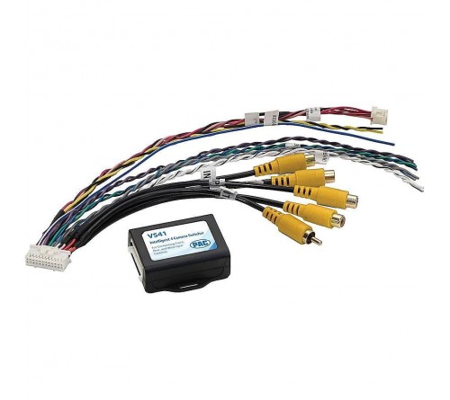 m-use 4 camera switch RCA (rear/front/left en right side)