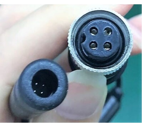m-use adapterkabel 4pin Micro D (v) - 4-PIN (m)