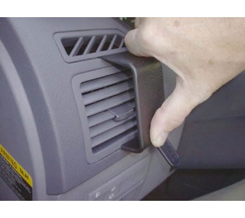 Proclip Kia Carens II 03-06 Left mount