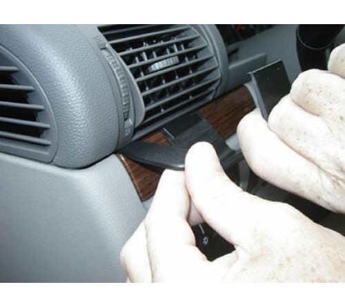 Proclip Ford Freestar 04-09 USA Left mount