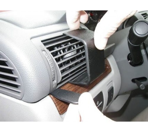 Proclip Ford Freestar 04-09 USA Left mount