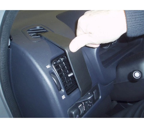 Proclip Mitsubishi Space Star 03-05 Left mount