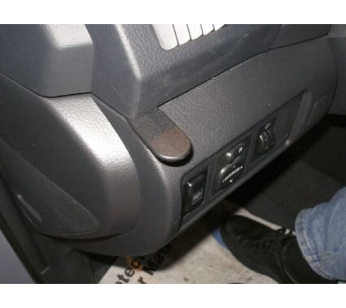 Proclip Toyota Corolla Verso 04-09 Left mount