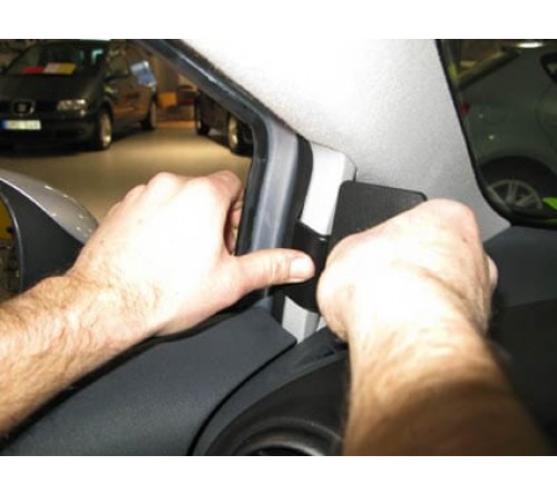 Proclip Seat Leon 06-12 Left mount