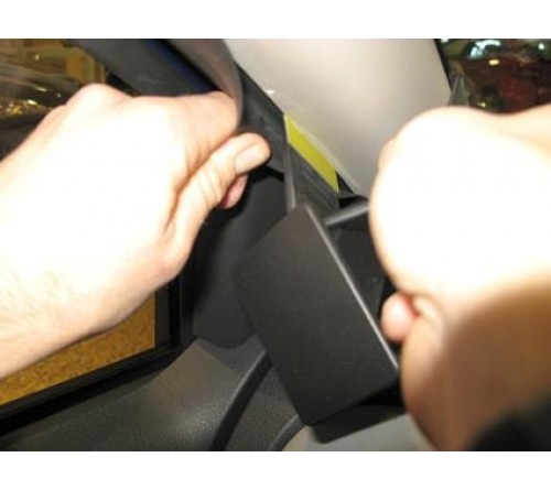 Proclip Dacia Sandero 13-21 Left mount