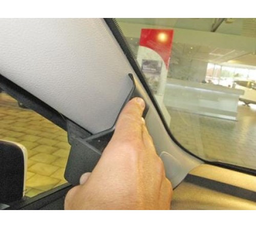 Proclip Toyota Yaris 15-20  Left mount