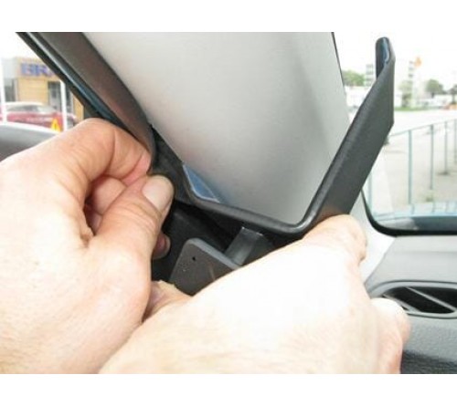 Proclip Suzuki Vitara 2015- Left mount