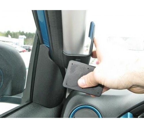 Proclip Suzuki Vitara 2015- Left mount