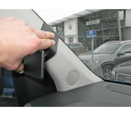 Proclip VW Amarok 17-23 left mount