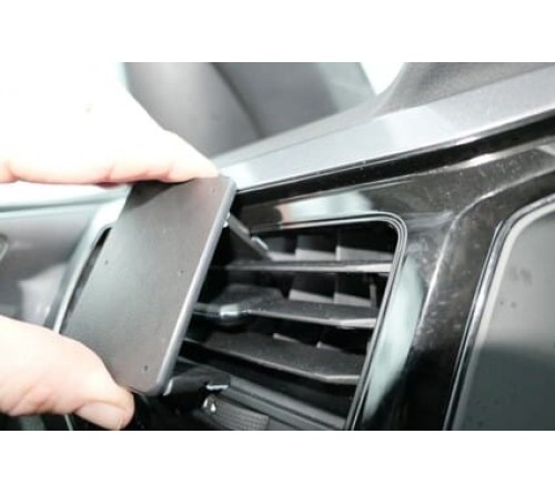 Proclip Volkswagen Polo 18- Left mount