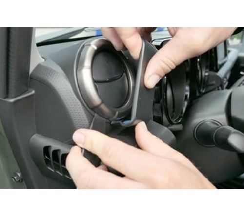 Proclip Suzuki Jimny 19- Left mount