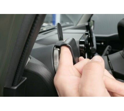 Proclip Suzuki Jimny 19- Left mount