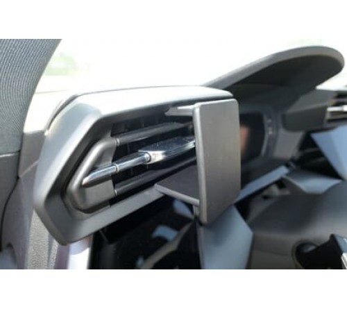 Proclip Audi A3 21- Left mount