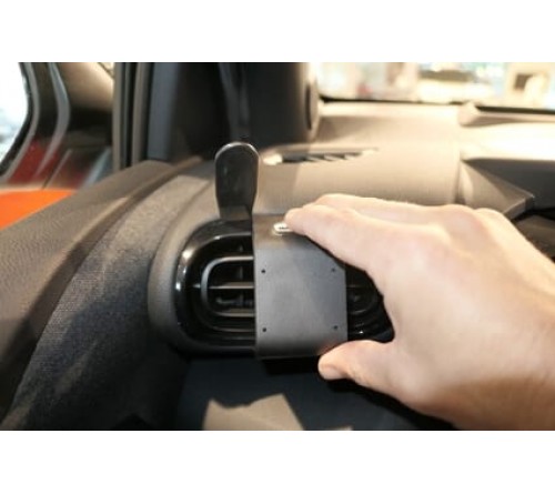 Proclip Toyota Yaris 21-/ Yaris Cross 20- Left mount