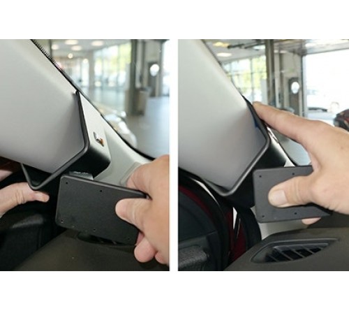 Proclip Toyota Yaris 21- Left mount  high.