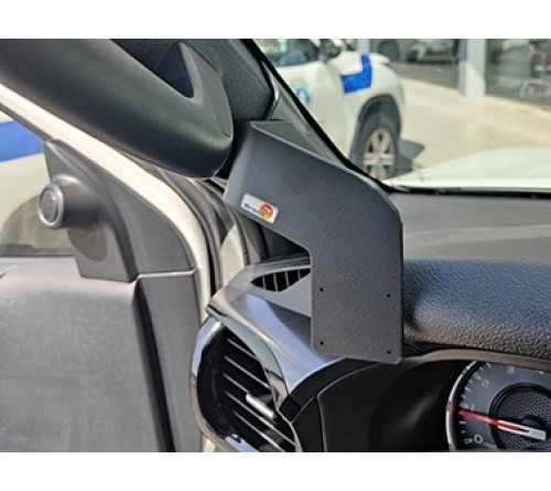 Proclip Toyota HiLux 16- Left mount