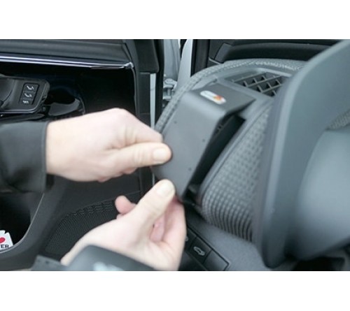 Proclip Subaru Solterra/ Toyota bZ4X 23- Left mount