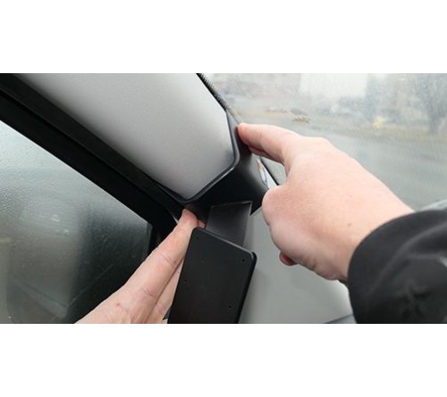 Proclip Ford Transit Custom 24-/VW T7 25- Left mount