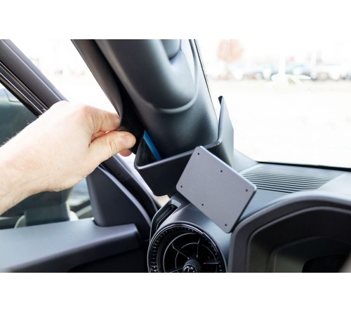 Proclip Toyota LandCruiser 24- Left mount