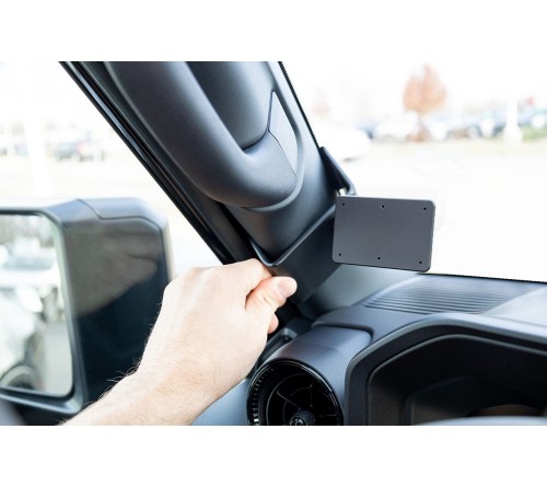 Proclip Toyota LandCruiser 24- Left mount