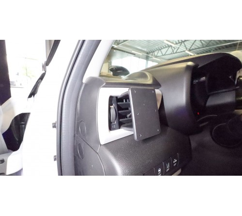 Proclip Suzuki Swift 25- Left mount