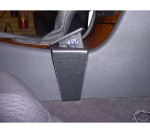 Proclip Mercedes Benz E-serie 02-08 Console mount  angled
