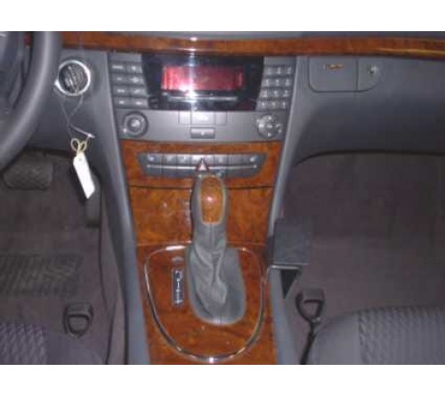 Proclip Mercedes Benz E-serie 02-08 Console mount  angled
