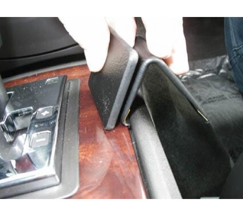 Proclip Cadillac CTS 03-06 /SRX 04-06 console.