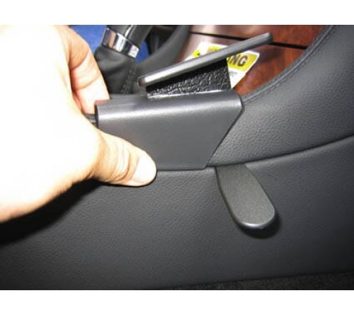 Proclip MB CLS-Class 05-10 Console mount