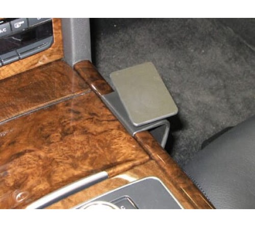 Proclip MB E-class (200-430) 09-16/Station 10-16 Console