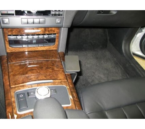 Proclip MB E-class (200-430) 09-16/Station 10-16 Console