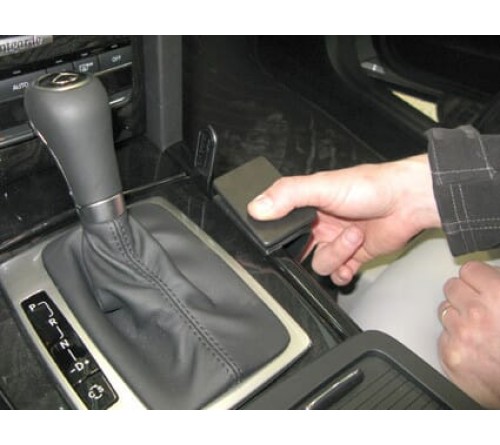 Proclip MB E-classe (200-430) sedan09-10/Station 10- Console