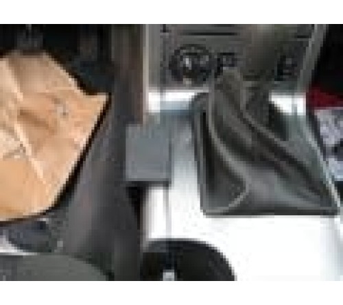 Proclip Nissan Navara 11-15 Console mount  Left