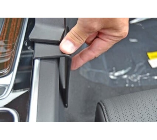 Proclip Jaguar XE 16-18 Console mount-ONLY automatic