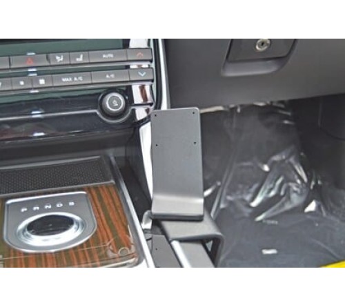 Proclip Jaguar XE 16-18 Console mount-ONLY automatic