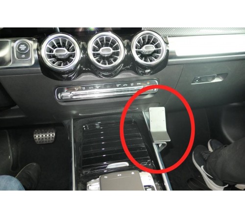 Proclip Mercedes Benz GLB-Class 20- Console mount right side